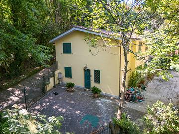 PALESTRINA: VILLA INDIPENDENTE CON GIARDINO