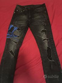 Jeans alla moda com nuovi