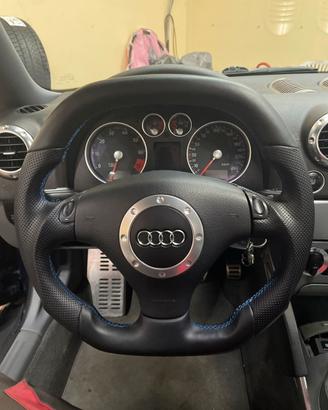 Volante Audi TT 8n A3 A4 pelle traforata completo