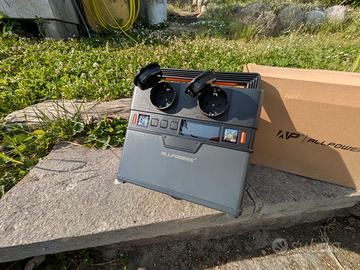 Power Station Portatile 300W + Pannello Solare 100