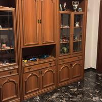 Mobile salotto vecchio stile