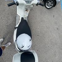 Piaggio Vespa 125 GTS - 2015