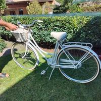 bicicletta Bianchi da donna freni a bacchetta 