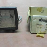 Fari alogeni da esterno