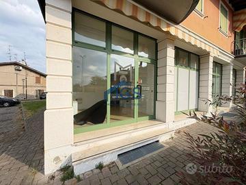 Immobile di 90 m² con più di 5 locali a Torbole Ca