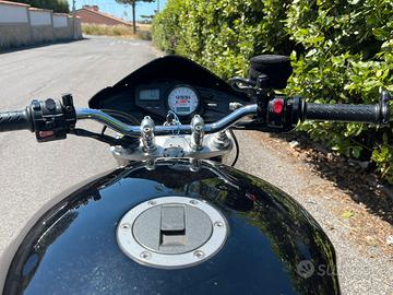 Triumph speed triple 955i