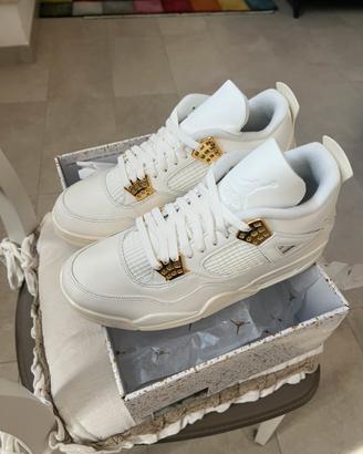 Jordan 4. metallic Gold size 42,5. originali