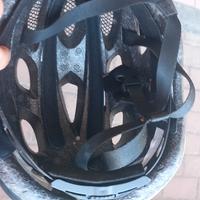 casco per bici 