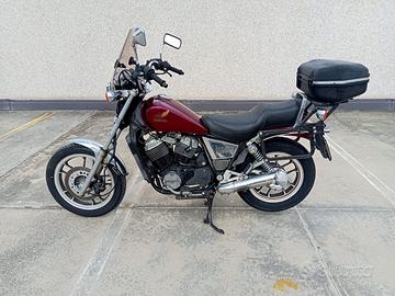 Moto Honda VT500