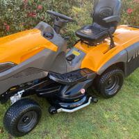 Trattorino rasaerba 4wd Stiga Estate 9102WX