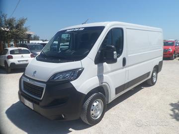 Fiat Ducato furgone lungo tetto basso