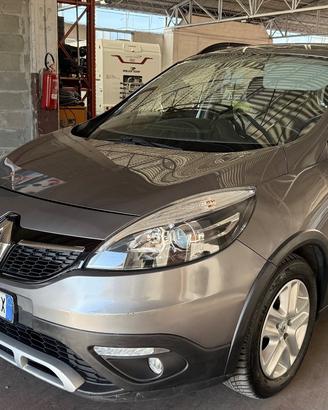 Renault Scénic XMod Cross 1.5 dCi 110CV Energy