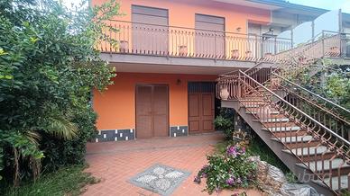 Villa 180 Mq Viagrande Centro