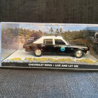 Modellino auto polizia chevrolet nova