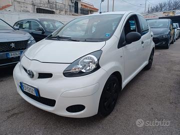 Toyota Aygo 1.0 5 porte Connect UNICO PROPRIETARIO