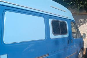 Ford transit camperizzato