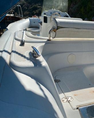 Gommone lomac beluga a lipari