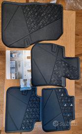 Tappetini+vasca baule gomma originali Bmw X1 u11