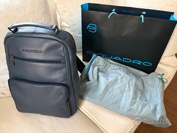 Zaino Piquadro porta PC, pelle blu,  mai usato