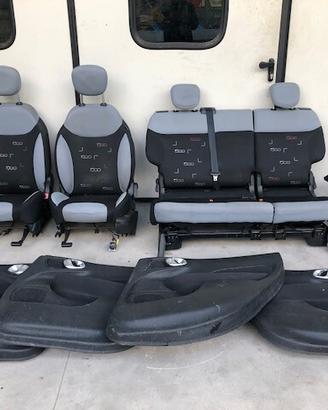 Sedili Fiat 500 L 2014 stoffa nera / grigio chiaro
