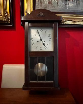 Orologio a pendolo da parete vintage in legno 900’