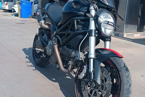 Ducati Monster 696 2009