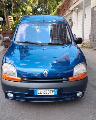 Renault Kangoo 1.5 dCi 82cv Leggi