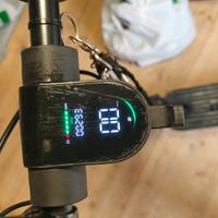 Monopattino MOMO DESIGN 250w NFC