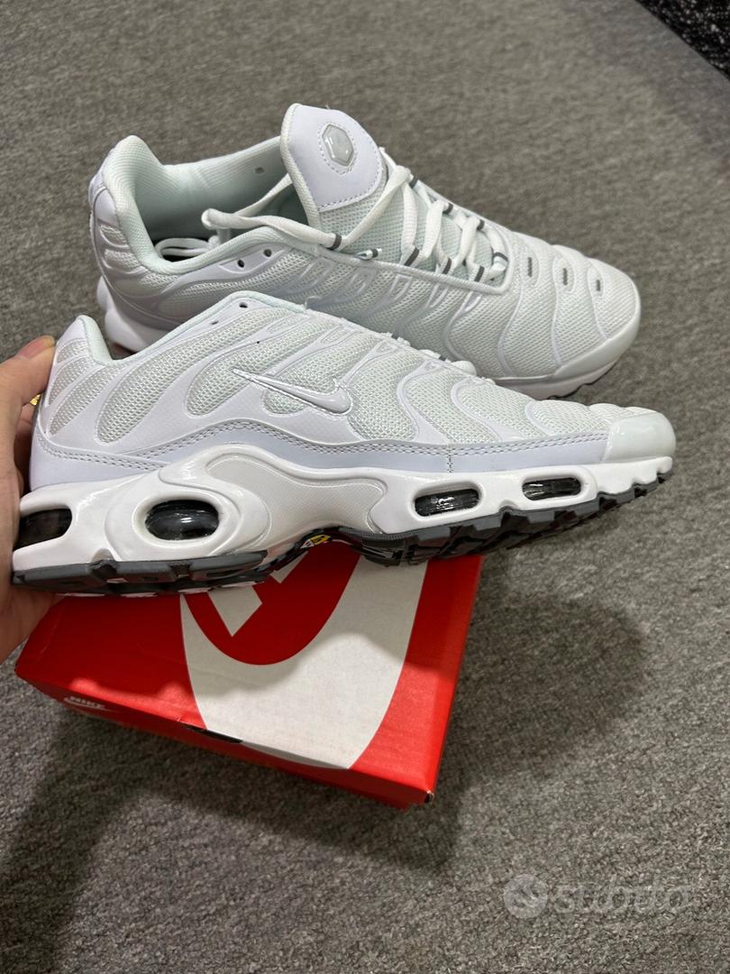 Nike tn bianche clearance rosse