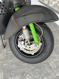 vespa special telaio carbonio