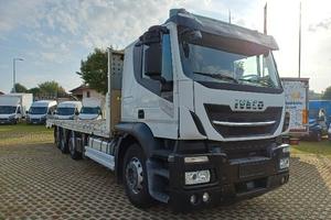Iveco stralis at320s46 4 assi pianale con rampe