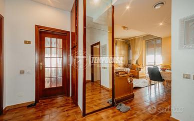 AMPIO TRILOCALE CON CANTINA AD USO INVESTIMENTO!