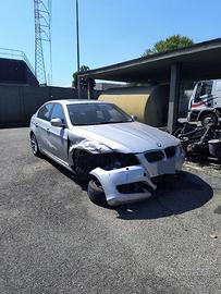 BMW 325 d motore 6 cilindri
