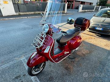 Vespa 300GTS Touring