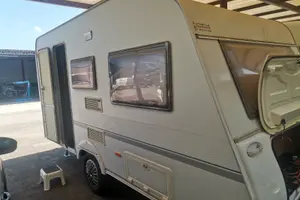 Roulotte knaus sport 400 pari al nuovo
