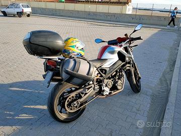 BMW F 800 R - 2009 con tris valige BMW