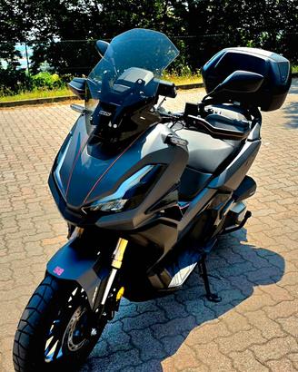 Honda Adv 350