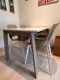 Tavolo allingabile marca Point House