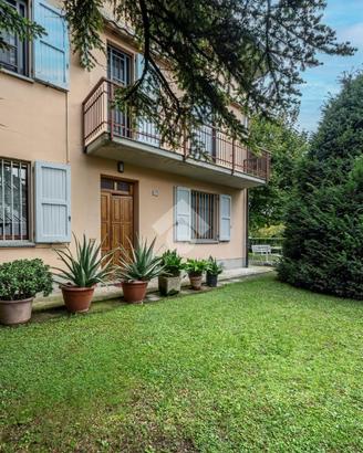 3 LOCALI A MONTECCHIO EMILIA