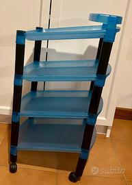 Contenitore multiuso con le ruote  67x32