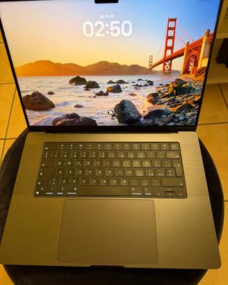 MacBook Pro con chip M4 Pro 16 pollici!come nuovo!