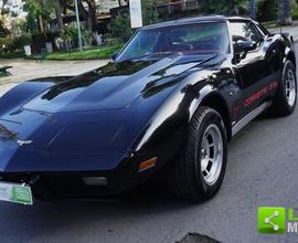 CHEVROLET Corvette C3 Stingray lunotto piccolo