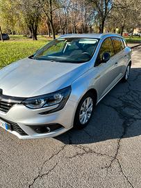 Renault Megane sw 1500 dci limited edc