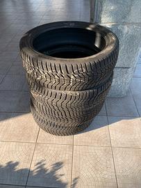 Gomme invernali hankook 215/45 R20