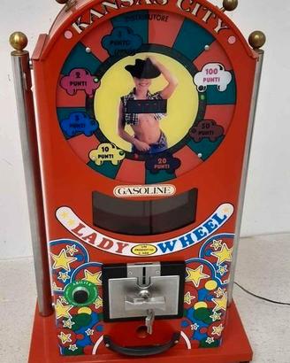 Distributore vintage da bar “Lady Wheel / Kansas 