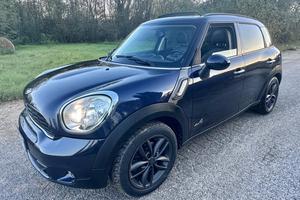 Mini sd all4  automatica e tetto apribile