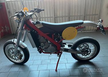 VOR  530 SPECIAL CAFÉ RACER UNICA