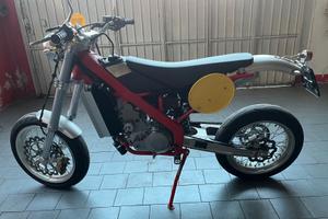 VOR  530 SPECIAL CAFÉ RACER UNICA