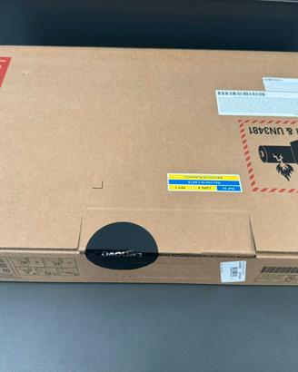 Notebook Lenovo NUOVO ancora inscatolato e sigilla