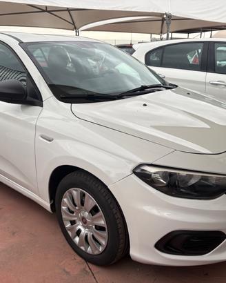 Fiat Tipo 1.6 Mjt S&S SW Lounge